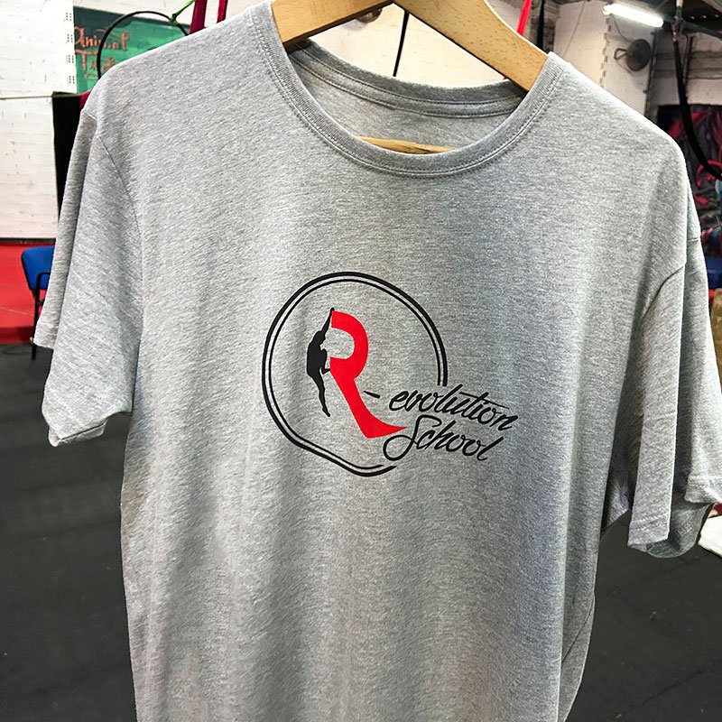 Camiseta Gris Logo Grande